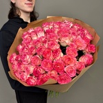 71 розовая роза в крафте с доставкой по Санкт-Петербургу - Фотография 6