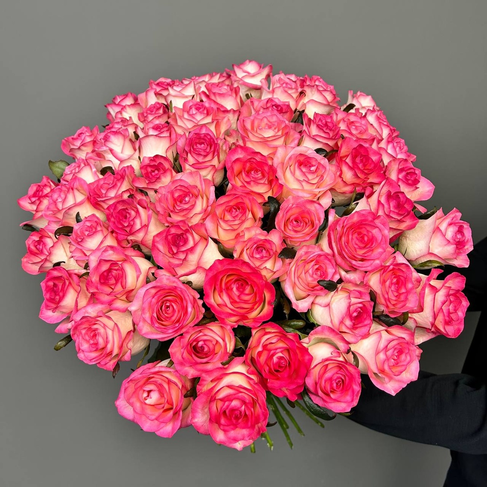 61 розовая роза + аквабокс и коробка-переноска