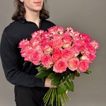 Свежие 41 розовая роза под ленту с доставкой по Санкт-Петербургу - Фотография 7 Свежие 41 розовая роза под ленту с доставкой по Санкт-Петербургу - Фотография 7