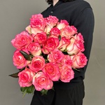 Свежих 25 розовых роз под ленту с доставкой по Санкт-Петербургу - Фотография 2