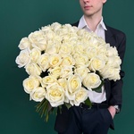 Свежая 61 белая роза - Фотография 7