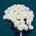 Свежие 41 белая роза под ленту - Фотография 6