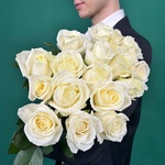 Свежих 19 белых роз под ленту - Фотография 6