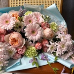 Букет цвета твоей души. Размер L с аквабоксом и коробкой-переноской - Фотография 6