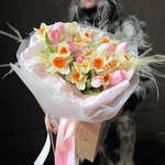 Формула весны: розовые тюльпаны + нарциссы с аквабоксом и коробкой-переноской - Фотография 3 Формула весны: розовые тюльпаны + нарциссы с аквабоксом и коробкой-переноской - Фотография 3