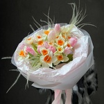 Формула весны: розовые тюльпаны + нарциссы с аквабоксом и коробкой-переноской - Фотография 4 Формула весны: розовые тюльпаны + нарциссы с аквабоксом и коробкой-переноской - Фотография 4