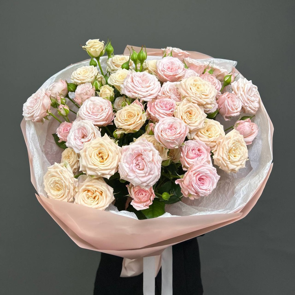 Прыжок в любовь: микс из кустовых роз