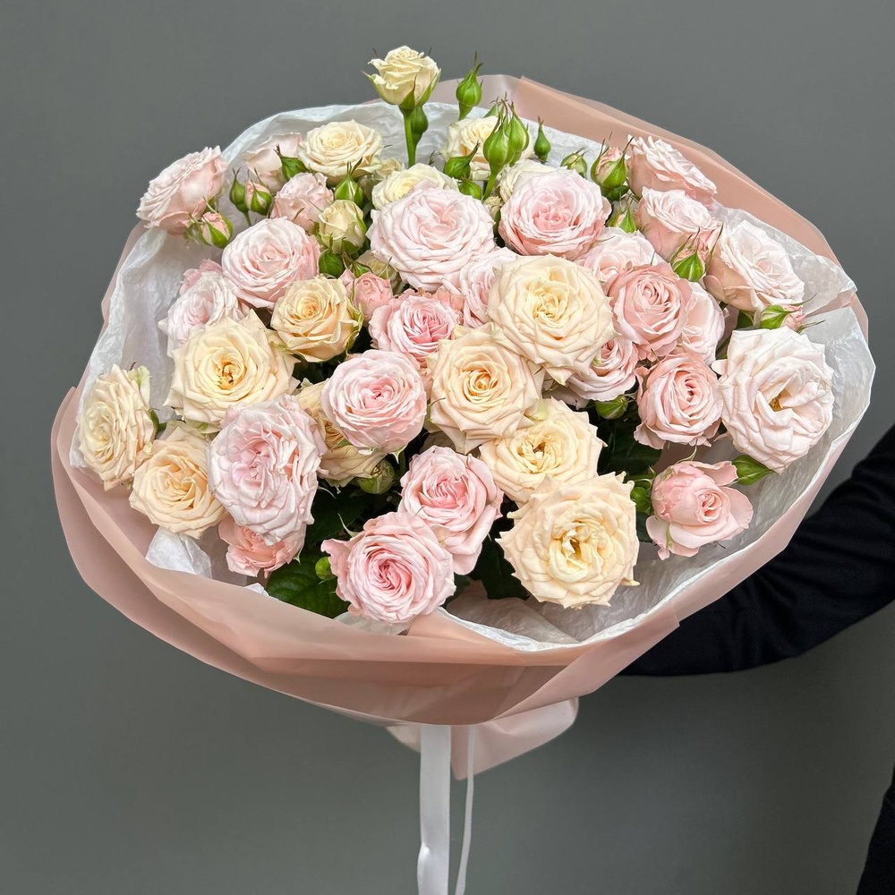 Прыжок в любовь: микс из кустовых роз