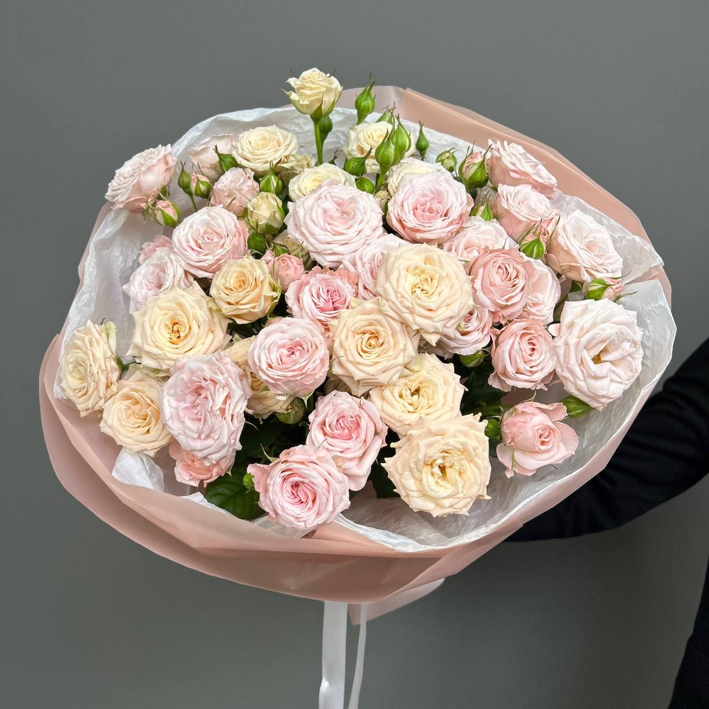 Прыжок в любовь: микс из кустовых роз