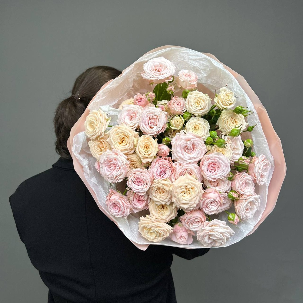 Прыжок в любовь: микс из кустовых роз