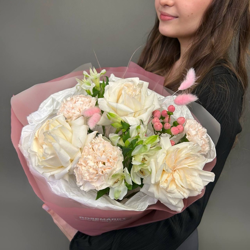 «С тонким ароматом любви» с аквабоксом и коробкой-переноской