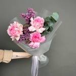 Запах весны: ароматная сирень с французской розой - Фотография 4