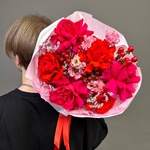 К тебе. Шикарный букет из роз сорта Пинк Флойд и Нина + аквабокс и коробка-переноска - Фотография 8