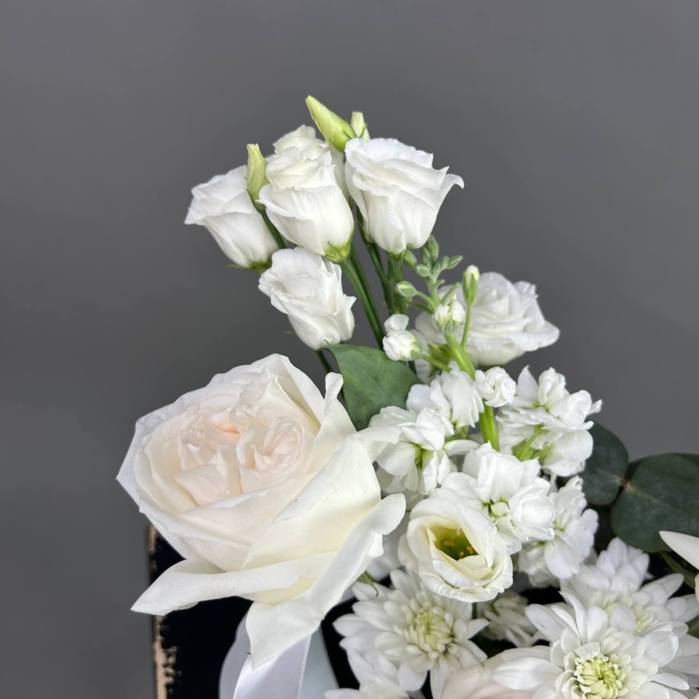 Морская любовь: вайт охара, маттиола и белый лизиантус