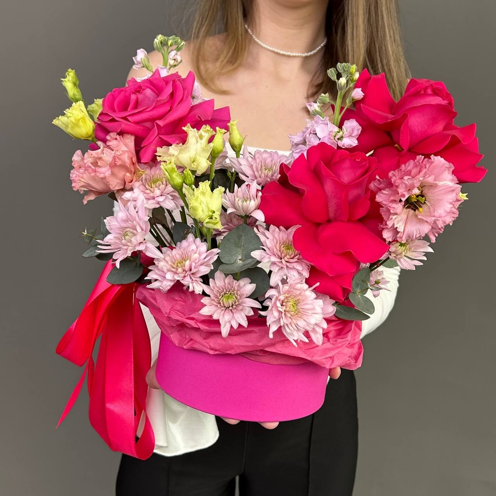 Розовый каприз: роза Пинк Флойд и лизиантус