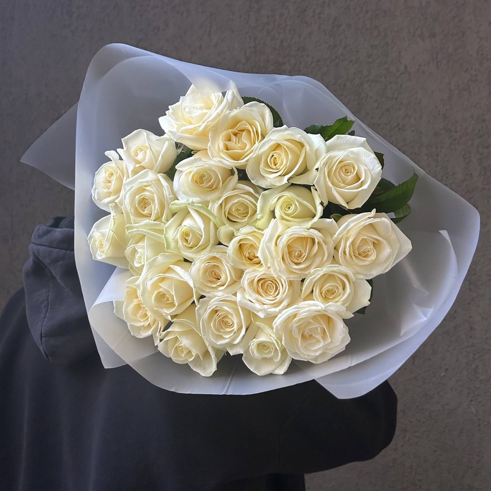 Белые розы с большим бутоном. 25 шт НЕДОРОГО