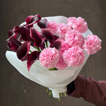 Дуобукет: чёрные каллы и розовые диантусы с доставкой в Санкт-Петербурге - Фотография 1