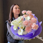 Дуобукет: белые каллы и кремовые диантусы с доставкой в Санкт-Петербурге - Фотография 2