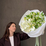 Дуобукет: белые каллы и альстромерия с доставкой в Санкт-Петербурге - Фотография 2