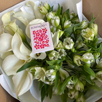 Дуобукет: белые каллы и альстромерия с доставкой в Санкт-Петербурге - Фотография 6