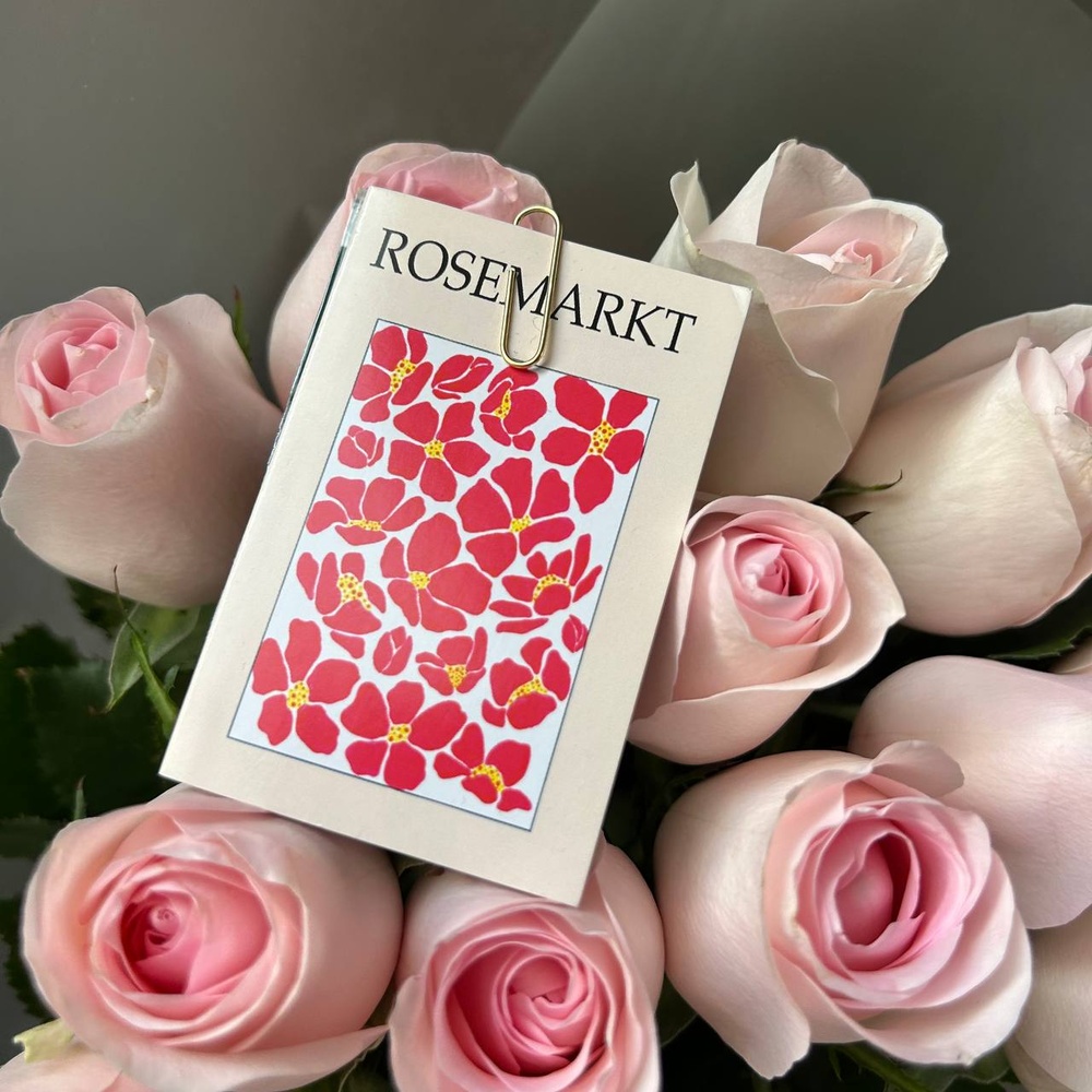 Фламенко: букет из кенийской розы 40 см, 15 цветков