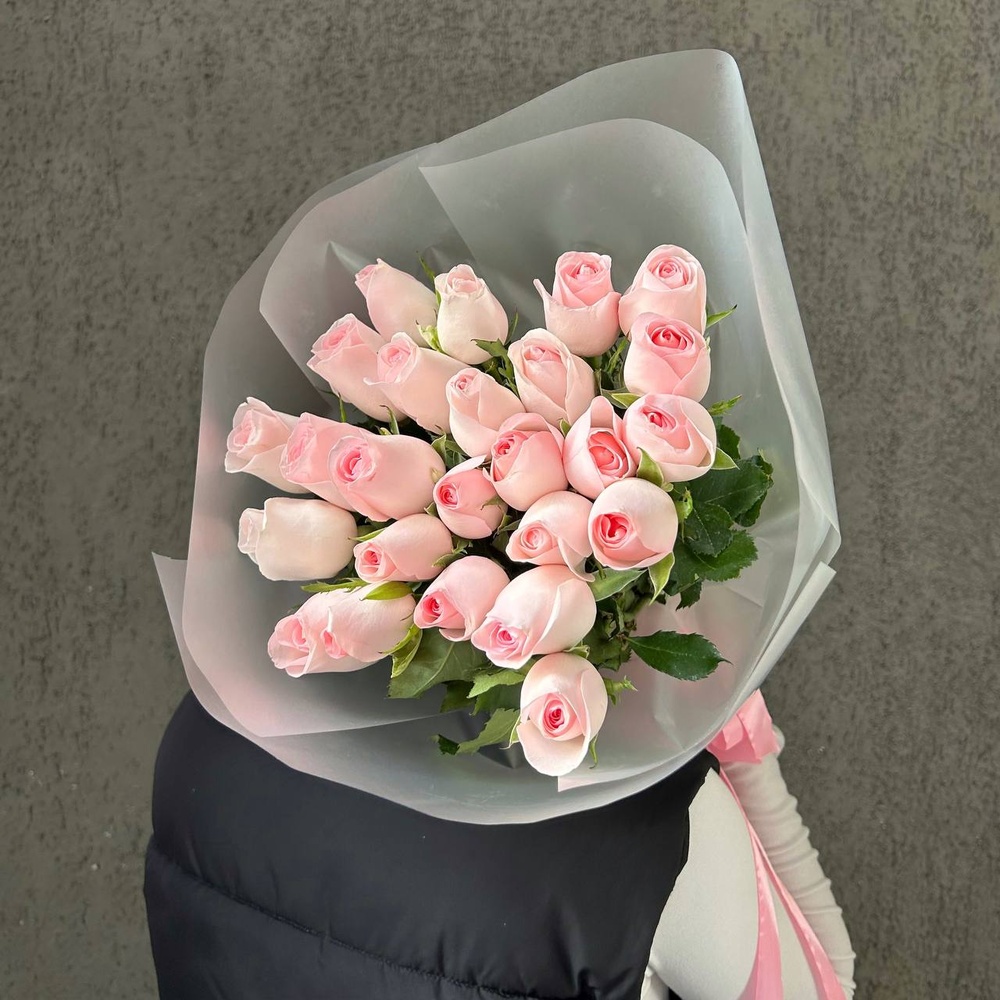 Фламенко: букет из кенийской розы 40 см, 25 цветков