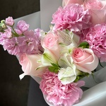 Цветочки для дочки: букет в розовых оттенках - Фотография 11