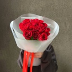 Алые уста: букет из красных кенийских роз 40 см, 15 цветков - Фотография 1