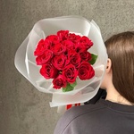 Алые уста: букет из красных кенийских роз 40 см, 15 цветков - Фотография 13