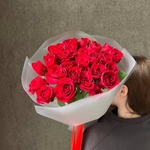 Алые уста: букет из красных кенийских роз 40 см, 25 цветков - Фотография 2