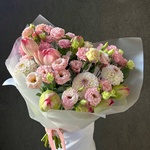 Сказка Азии: экзотические лотосы и нежный лизиантус - Фотография 1