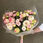 Сказка Азии: экзотические лотосы и нежный лизиантус - Фотография 9