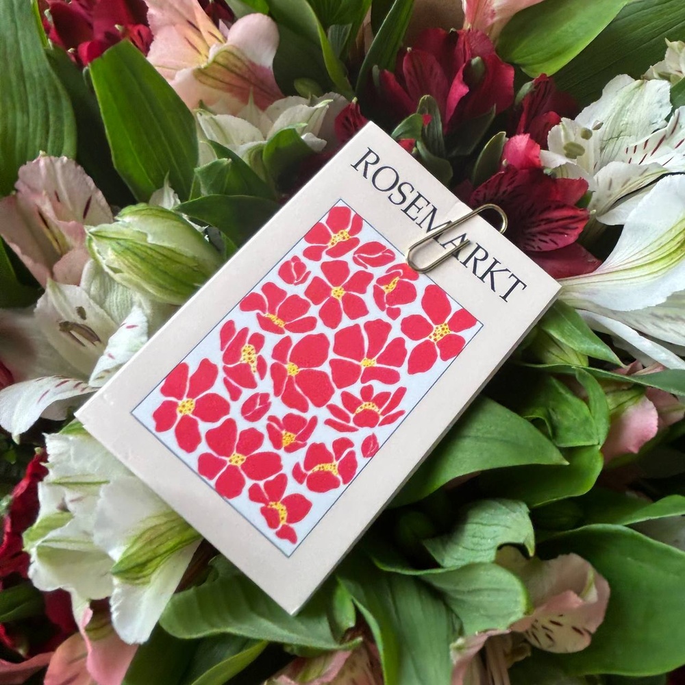 Альстромерия недорого: 15 цветков микс в букете