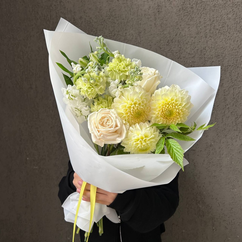 Отличница: авторский букет размера M