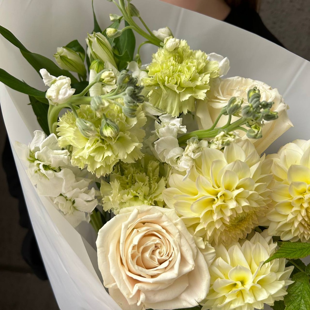 Отличница: авторский букет размера M