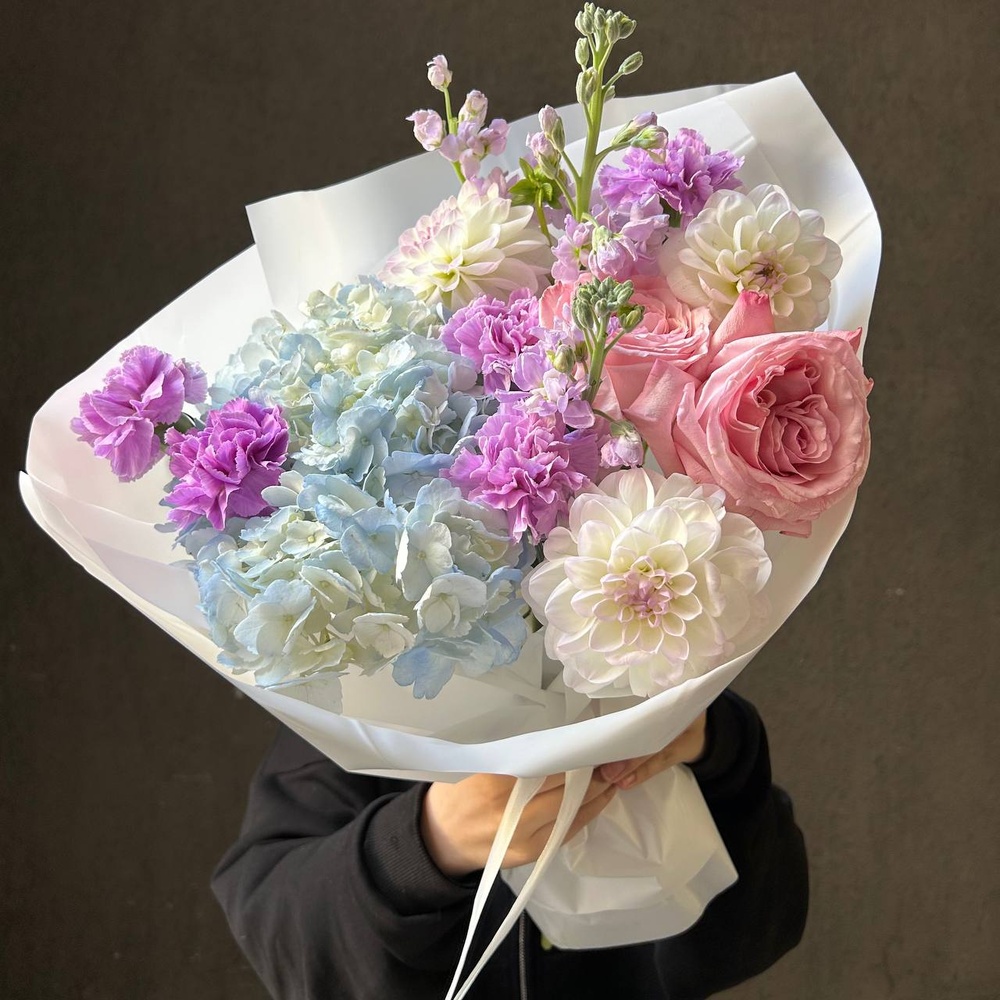 Большая перемена: авторские букеты по акции