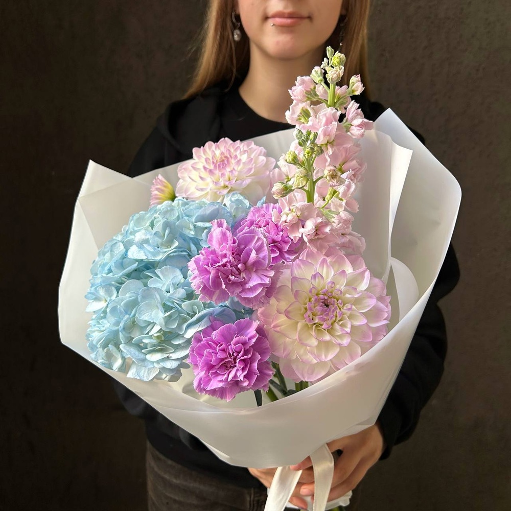 Большая перемена: авторские букеты по акции