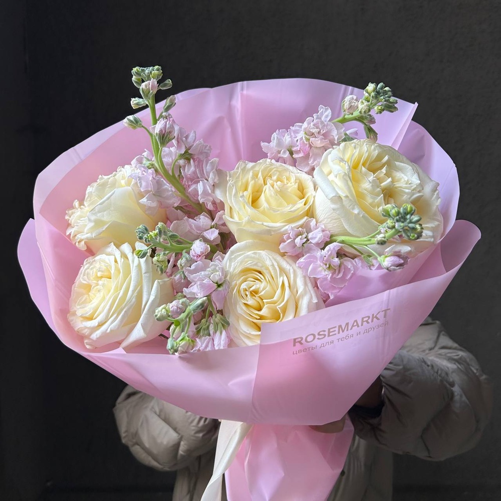 Авторский букет: розовый жемчуг