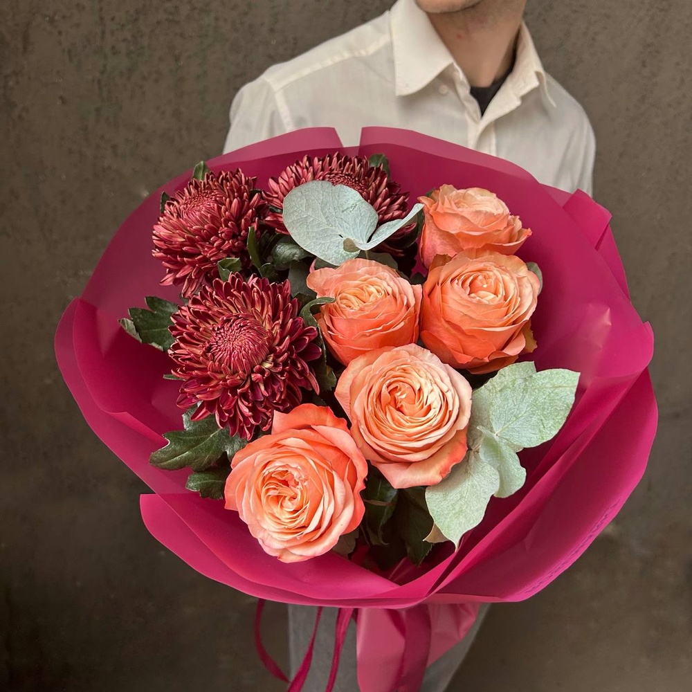 Дуобукет: хризантемы и роза Кахала