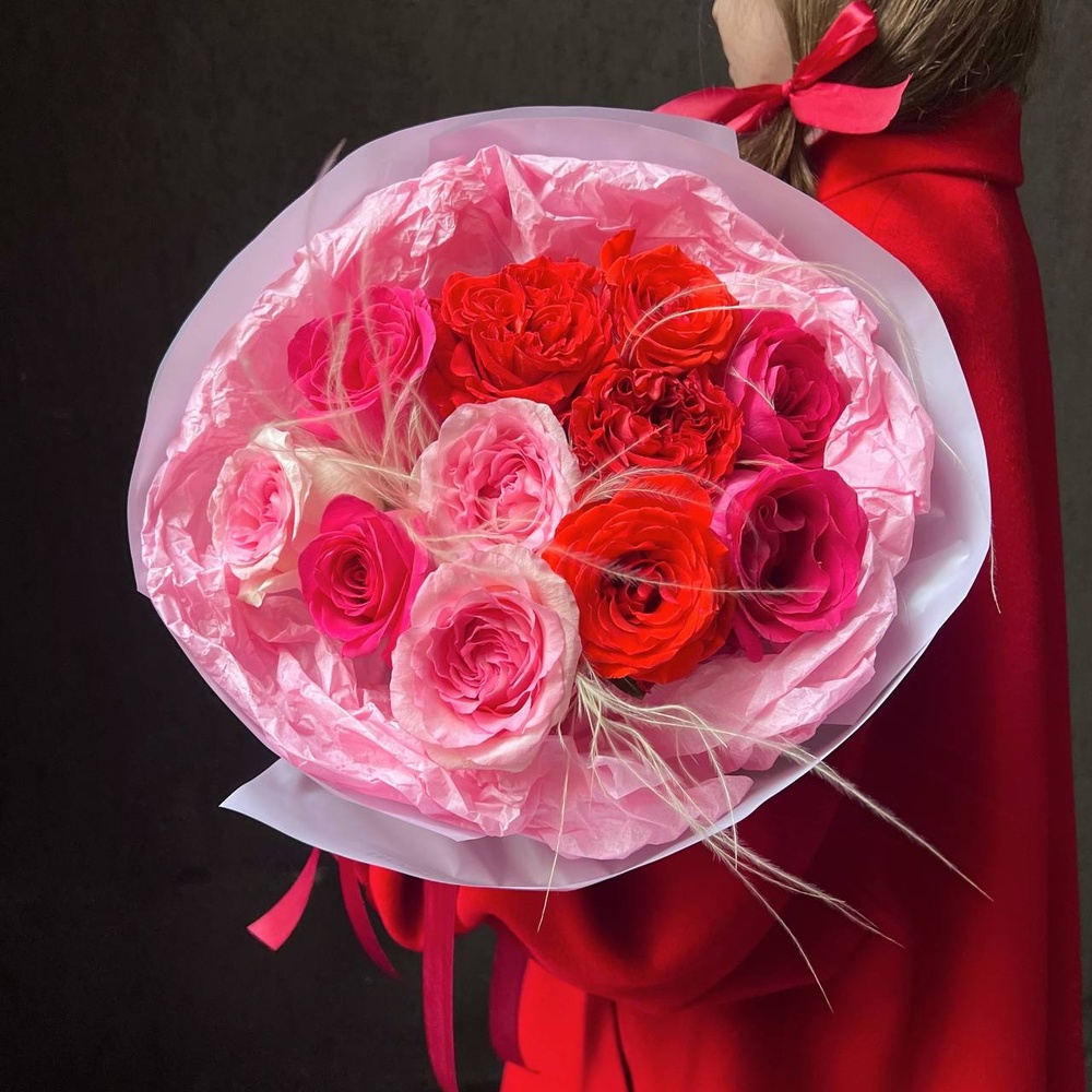 Букет недели: авторский букет свежих цветов по акции с доставкой круглосуточно в Санкт-Петербурге