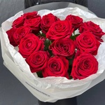 Цветы 15 красных роз с доставкой по СПб от Розмаркта - Фотография 4
