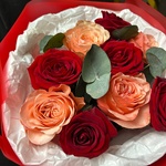 Цветы дуобукет из красной розы и кахалы с доставкой по СПб от Розмаркта - Фотография 7