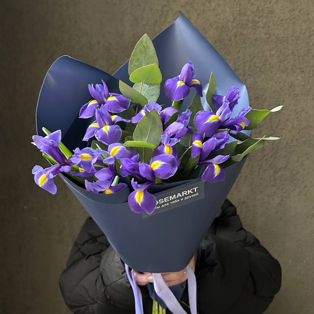Цветы 9 ирисов с доставкой по СПб от Розмаркта