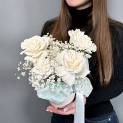 Букет «Шляпная Коробка Недели «Комплимент без повода»»