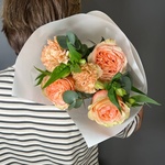 Слишком влюблен: розовые розы подарю потом, сегодня карамельная Кахала - Фотография 4