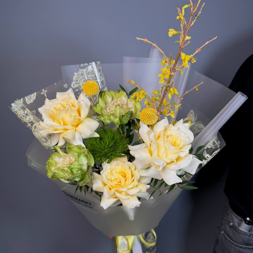 Букет недели: авторский букет свежих цветов по акции с доставкой круглосуточно в Санкт-Петербурге