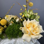 Шляпная коробка недели: авторский букет свежих цветов по акции с доставкой круглосуточно в Санкт-Петербурге. - Фотография 5