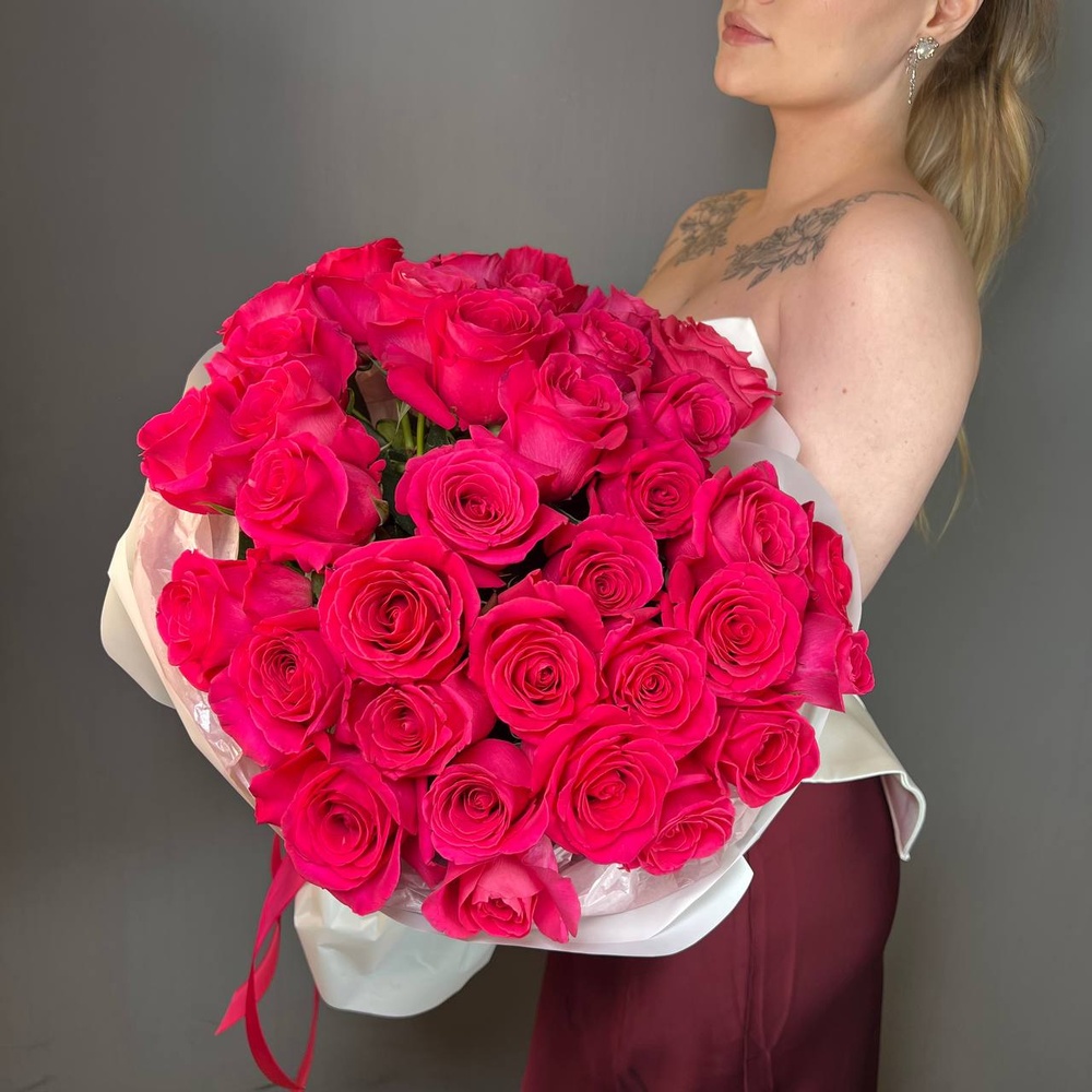 Феличита: 35 розовых роз