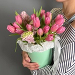 Мэри: розовые тюльпаны и гиацинты в шляпной коробке - Фотография 10