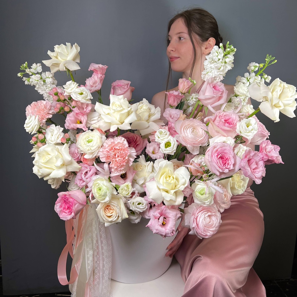 Боска: цветы в шляпной коробке